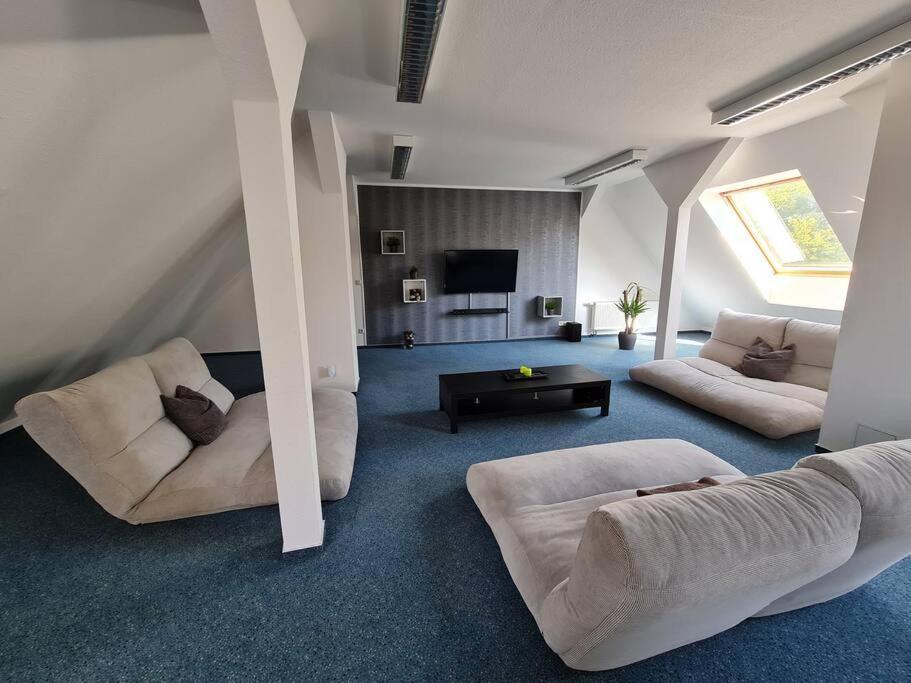 6 Bedroom Private Apartment & Lounge Rostock Zewnętrze zdjęcie