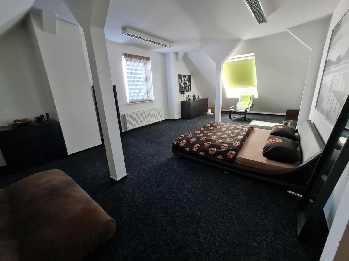 6 Bedroom Private Apartment & Lounge Rostock Zewnętrze zdjęcie