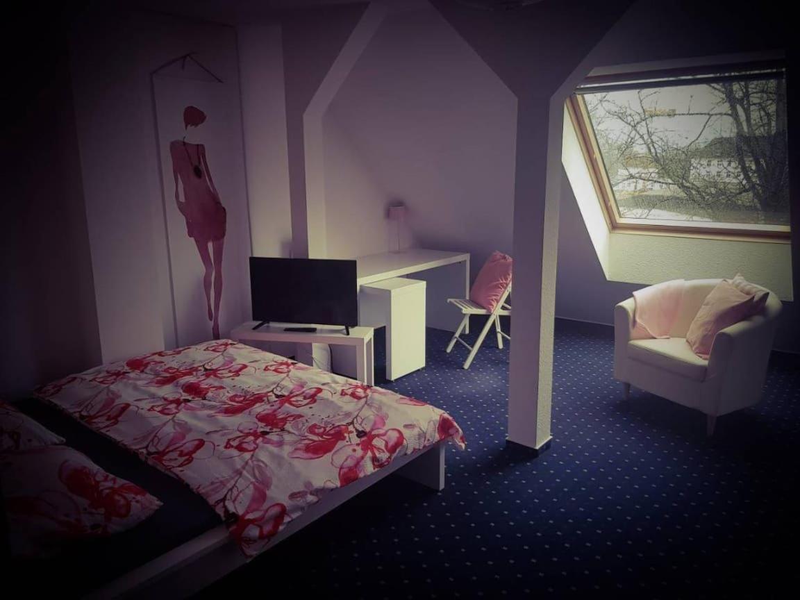 6 Bedroom Private Apartment & Lounge Rostock Zewnętrze zdjęcie
